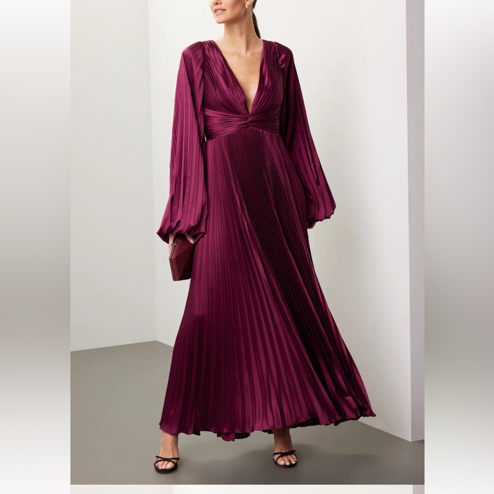 Ieena for Mac Duggal pleated charmeuse gown 10